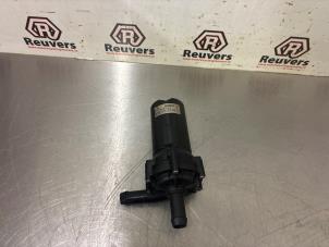 Gebruikte Waterpomp Landrover Range Rover Sport (LS) 4.2 V8 32V Supercharged Prijs € 30,00 Margeregeling aangeboden door Autorecycling Reuvers B.V.