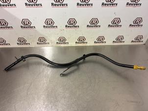 Gebruikte Peilstok Olie Jeep Grand Cherokee (WH/WK) 4.7i V8 Prijs € 30,00 Margeregeling aangeboden door Autorecycling Reuvers B.V.