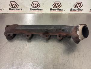 Gebruikte Uitlaatspruitstuk Jeep Grand Cherokee (WH/WK) 4.7i V8 Prijs € 50,00 Margeregeling aangeboden door Autorecycling Reuvers B.V.