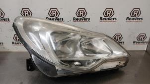 Gebruikte Koplamp rechts Opel Corsa D 1.3 CDTi 16V ecoFLEX Prijs € 90,00 Margeregeling aangeboden door Autorecycling Reuvers B.V.