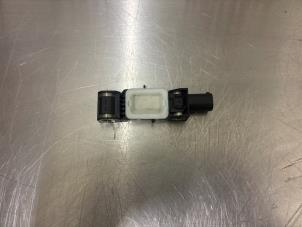 Gebruikte Sensor Airbag Jeep Grand Cherokee (WH/WK) 4.7i V8 Prijs € 20,00 Margeregeling aangeboden door Autorecycling Reuvers B.V.