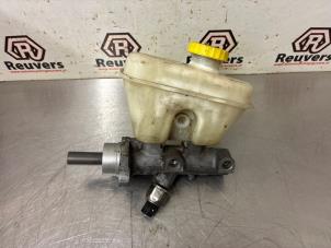 Gebruikte Hoofdremcilinder Jeep Grand Cherokee (WH/WK) 4.7i V8 Prijs € 50,00 Margeregeling aangeboden door Autorecycling Reuvers B.V.