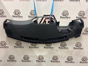 Gebruikte Dashboard Jeep Grand Cherokee (WH/WK) 4.7i V8 Prijs € 200,00 Margeregeling aangeboden door Autorecycling Reuvers B.V.