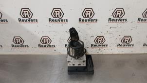 Gebruikte ABS Pomp BMW Mini One/Cooper (R50) 1.6 16V Cooper Prijs € 50,00 Margeregeling aangeboden door Autorecycling Reuvers B.V.