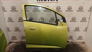 Gebruikte Portier 4Deurs rechts-voor Chevrolet Spark (M300) 1.0 16V Bifuel Prijs € 100,00 Margeregeling aangeboden door Autorecycling Reuvers B.V.