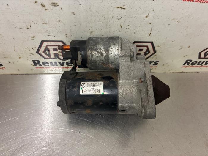 Gebruikte Startmotor Renault Megane III Berline (BZ) 1.6 16V Prijs € 20,00 Margeregeling aangeboden door Autorecycling Reuvers B.V.