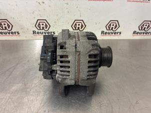 Gebruikte Alternator Renault Megane III Berline (BZ) 1.6 16V Prijs € 35,00 Margeregeling aangeboden door Autorecycling Reuvers B.V.