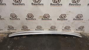 Gebruikte Dakrail set Renault Clio IV Estate/Grandtour (7R) 1.5 Energy dCi 90 FAP Prijs € 60,00 Margeregeling aangeboden door Autorecycling Reuvers B.V.