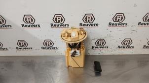 Gebruikte Brandstofpomp Elektrisch Renault Clio IV Estate/Grandtour (7R) 1.5 Energy dCi 90 FAP Prijs € 40,00 Margeregeling aangeboden door Autorecycling Reuvers B.V.