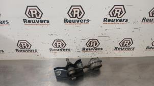 Gebruikte Motorrubber Renault Clio IV Estate/Grandtour (7R) 1.5 Energy dCi 90 FAP Prijs € 15,00 Margeregeling aangeboden door Autorecycling Reuvers B.V.