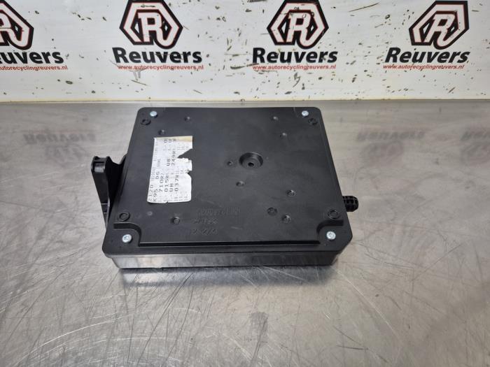Gebruikte Bodycontrol Module Renault Megane III Grandtour (KZ) 1.5 dCi 110 Prijs € 75,00 Margeregeling aangeboden door Autorecycling Reuvers B.V.
