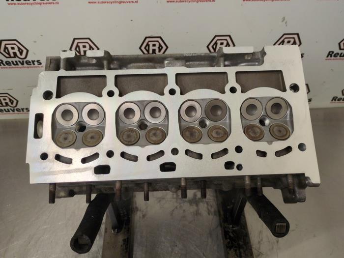 Gebruikte Cilinderkop Seat Cordoba (6L2) 1.6 16V Prijs € 250,00 Margeregeling aangeboden door Autorecycling Reuvers B.V.