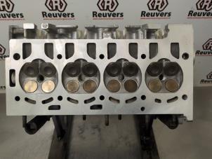 Gebruikte Cilinderkop Volkswagen Golf V (1K1) 1.6 FSI 16V Prijs € 550,00 Margeregeling aangeboden door Autorecycling Reuvers B.V.