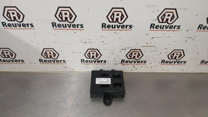 Gebruikte Computer Body Control Renault Clio IV (5R) 0.9 Energy TCE 90 12V Prijs € 30,00 Margeregeling aangeboden door Autorecycling Reuvers B.V.