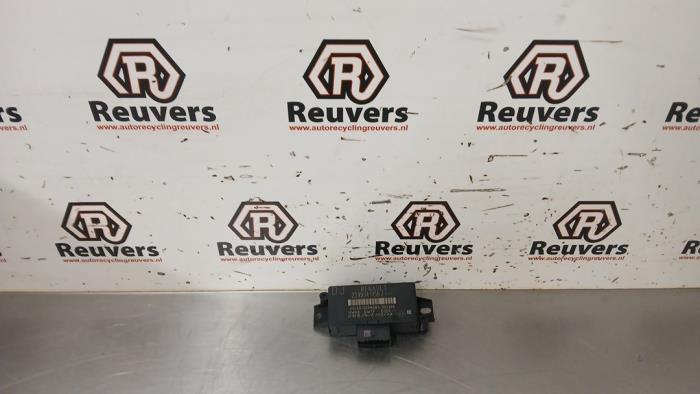 Gebruikte Module PDC Renault Captur I (2R) 1.5 Energy dCi 90 FAP Prijs € 25,00 Margeregeling aangeboden door Autorecycling Reuvers B.V.