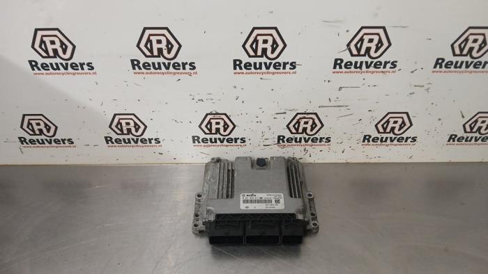 Gebruikte Computer Motormanagement Renault Captur I (2R) 1.5 Energy dCi 90 FAP Prijs € 100,00 Margeregeling aangeboden door Autorecycling Reuvers B.V.