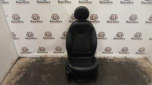 Gebruikte Stoel rechts Mini Clubvan 1.6 16V One Prijs € 125,00 Margeregeling aangeboden door Autorecycling Reuvers B.V.