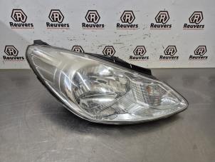 Gebruikte Rechter Koplamp Hyundai i10 (F5) 1.1i 12V Prijs € 60,00 Margeregeling aangeboden door Autorecycling Reuvers B.V.