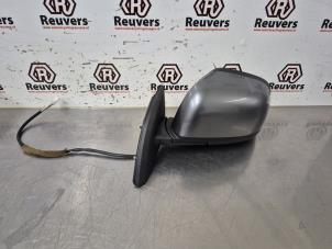 Gebruikte Spiegel Buiten links Nissan Leaf (ZE0) Leaf Prijs € 150,00 Margeregeling aangeboden door Autorecycling Reuvers B.V.