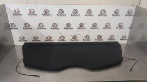 Gebruikte Hoedenplank Nissan Leaf (ZE0) Leaf Prijs € 75,00 Margeregeling aangeboden door Autorecycling Reuvers B.V.