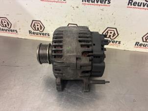 Gebruikte Dynamo Volkswagen Golf V (1K1) 1.4 GT 16V Prijs € 30,00 Margeregeling aangeboden door Autorecycling Reuvers B.V.