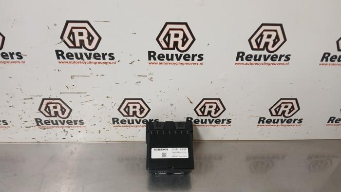 Gebruikte Computer Airco Nissan Leaf (ZE0) Leaf Prijs € 35,00 Margeregeling aangeboden door Autorecycling Reuvers B.V.