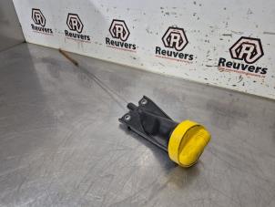 Gebruikte Olie Peilstok Renault Clio IV Estate/Grandtour (7R) 1.5 Energy dCi 90 FAP Prijs € 15,00 Margeregeling aangeboden door Autorecycling Reuvers B.V.
