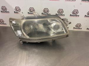 Gebruikte Koplamp rechts Daihatsu Materia 1.3 16V Prijs € 200,00 Margeregeling aangeboden door Autorecycling Reuvers B.V.