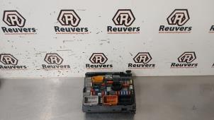 Gebruikte Zekeringkast Peugeot Partner Tepee (7A/B/C/D/E/F/G/J/P/S) 1.6 HDiF 90 16V Phase 1 Prijs € 50,00 Margeregeling aangeboden door Autorecycling Reuvers B.V.