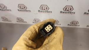 Lambda Sonde van een Dodge Journey 2.7 V6 R/T 24V FFV 2008