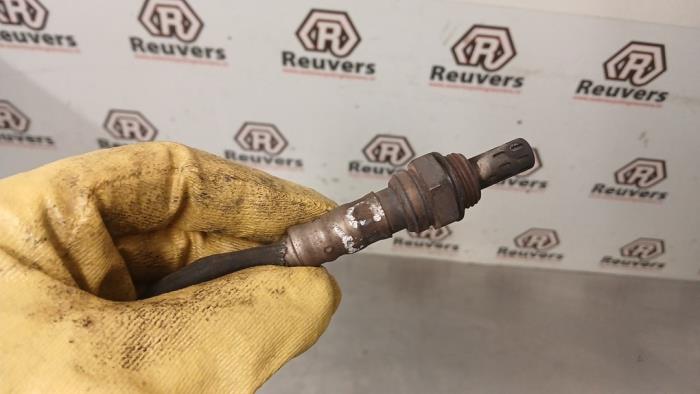 Lambda Sonde van een Dodge Journey 2.7 V6 R/T 24V FFV 2008