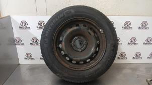 Gebruikte Reserveband Renault Twingo II (CN) 1.2 16V Prijs € 30,00 Margeregeling aangeboden door Autorecycling Reuvers B.V.