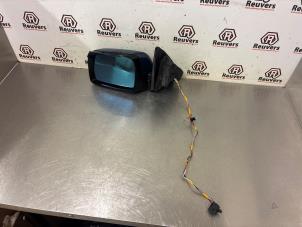 Gebruikte Spiegel Buiten links BMW X5 (E53) 4.4 V8 32V Prijs € 150,00 Margeregeling aangeboden door Autorecycling Reuvers B.V.