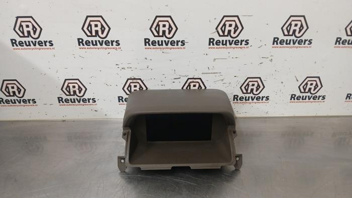 Gebruikte Display Interieur Dodge Journey 2.7 V6 R/T 24V FFV Prijs € 75,00 Margeregeling aangeboden door Autorecycling Reuvers B.V.