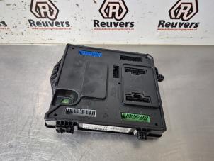 Gebruikte Bodycontrol Module Renault Zoé (AG) 46kW Prijs € 50,00 Margeregeling aangeboden door Autorecycling Reuvers B.V.
