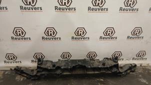 Gebruikte Frontpaneel Renault Zoé (AG) 46kW Prijs € 125,00 Margeregeling aangeboden door Autorecycling Reuvers B.V.