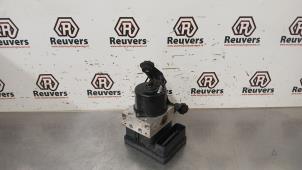 Gebruikte ABS Pomp BMW Mini One/Cooper (R50) 1.6 16V Cooper Prijs € 50,00 Margeregeling aangeboden door Autorecycling Reuvers B.V.