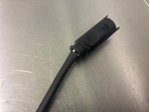 Lambda Sonde van een BMW 5 serie (E39) 523i 24V 1999