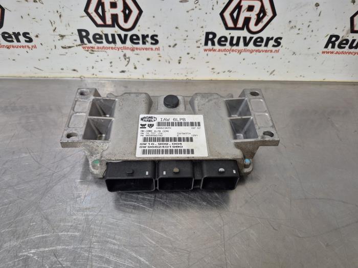 Gebruikte Computer Motormanagement Citroen C4 Grand Picasso (UA) 2.0 16V Autom. Prijs € 75,00 Margeregeling aangeboden door Autorecycling Reuvers B.V.