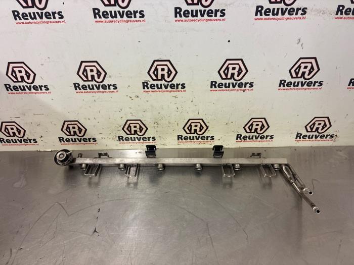 Gebruikte Common rail (Injectie) BMW 5 serie (E39) 523i 24V Prijs € 40,00 Margeregeling aangeboden door Autorecycling Reuvers B.V.