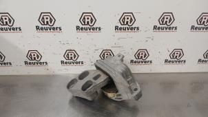 Gebruikte Motorrubber Mercedes B Electric Drive (W242) B-250 e Prijs € 20,00 Margeregeling aangeboden door Autorecycling Reuvers B.V.