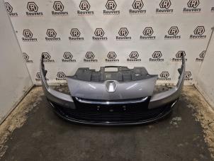 Gebruikte Bumper voor Renault Megane III Grandtour (KZ) 1.2 16V TCE 115 Prijs € 200,00 Margeregeling aangeboden door Autorecycling Reuvers B.V.