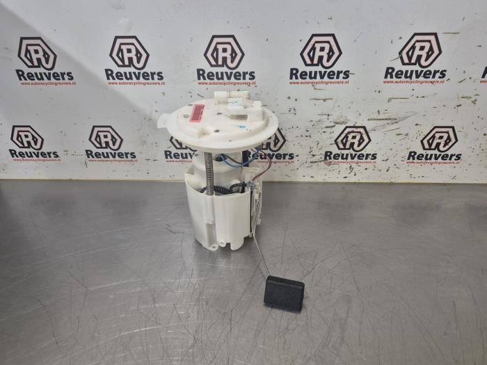 Gebruikte Tank element Pomp Dodge Journey 2.7 V6 R/T 24V FFV Prijs € 40,00 Margeregeling aangeboden door Autorecycling Reuvers B.V.