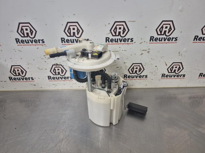 Gebruikte Tank element Pomp Chevrolet HHR 2.4 16V Prijs € 100,00 Margeregeling aangeboden door Autorecycling Reuvers B.V.