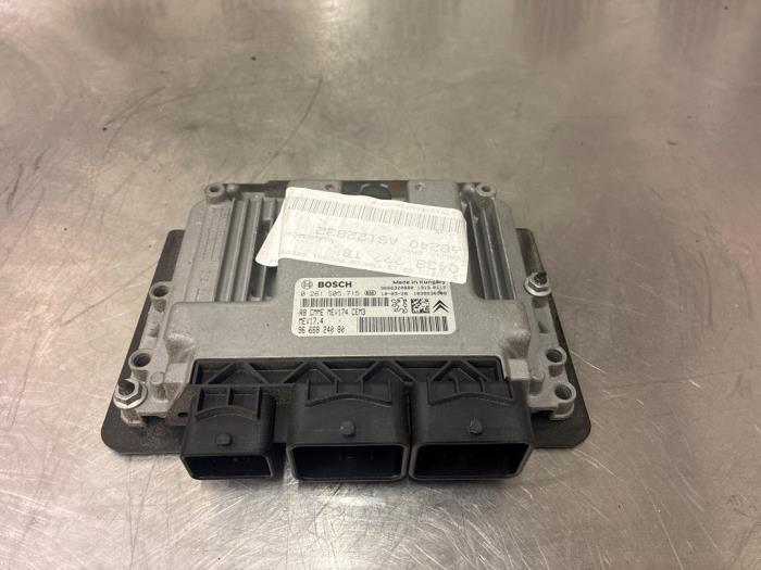 Gebruikte Computer Motormanagement Peugeot 3008 I (0U/HU) 1.6 VTI 16V Prijs € 250,00 Margeregeling aangeboden door Autorecycling Reuvers B.V.
