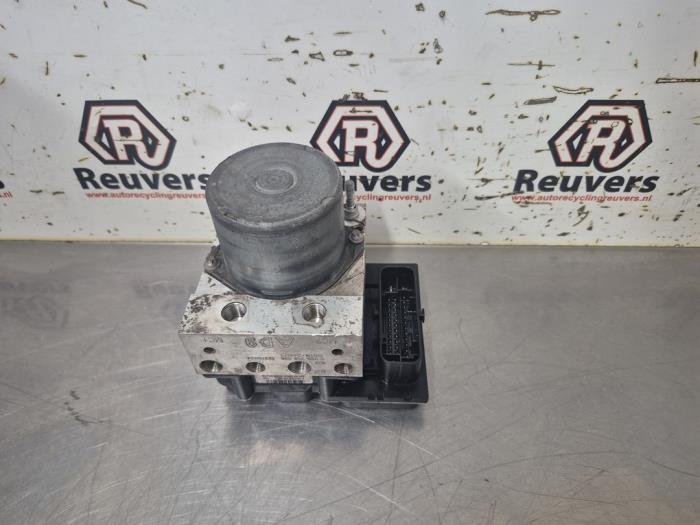 Gebruikte ABS Pomp Opel Meriva (B) 1.4 Turbo 16V ecoFLEX Prijs € 400,00 Margeregeling aangeboden door Autorecycling Reuvers B.V.