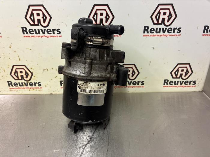 Gebruikte Servopomp Mini Mini Cooper S (R53) 1.6 16V Prijs € 250,00 Margeregeling aangeboden door Autorecycling Reuvers B.V.