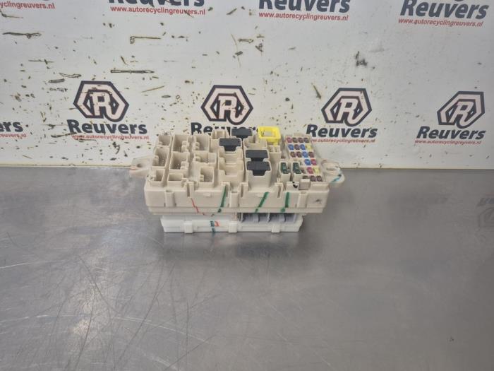 Gebruikte Computer Body Control Mitsubishi Space Star (A0) 1.0 12V Prijs € 60,00 Margeregeling aangeboden door Autorecycling Reuvers B.V.
