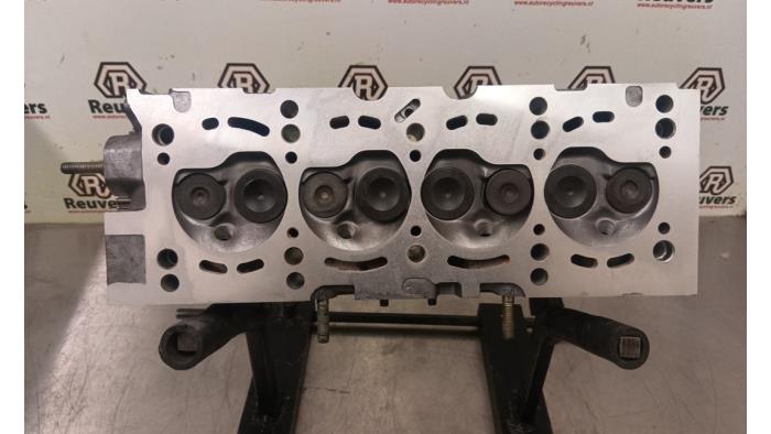 Gebruikte Cilinderkop Fiat Grande Punto (199) 1.2 Prijs € 300,00 Margeregeling aangeboden door Autorecycling Reuvers B.V.