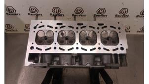 Cilinderkop van een Seat Leon (1M1) 1.6 16V 2001